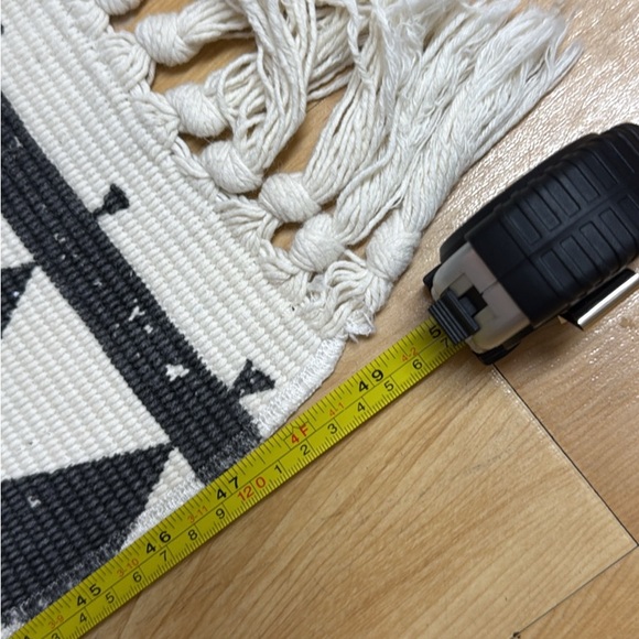 Black and White Geometric Patterned Rug - Picture 4 of 5